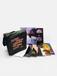 Samlingsbox och V&auml;ska i Ett &ndash; K&ouml;p B&aring;da till Paketpris!